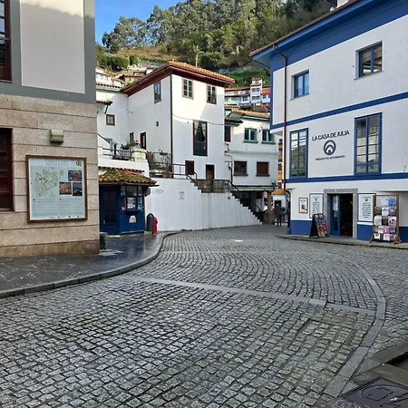 Urbanin I Plaza Ayuntamiento Cudillero